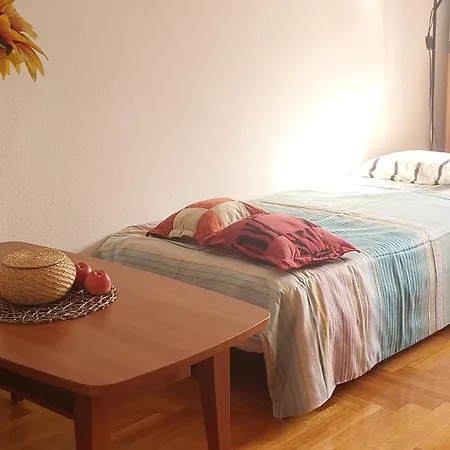 홈스테이 In - Parliament View Hideaway - Near Buda Castle And Margaret Island 부다페스트